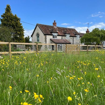 Charming Modernized Country Cottage Near Mere, Wiltshire Mere  Esterno foto