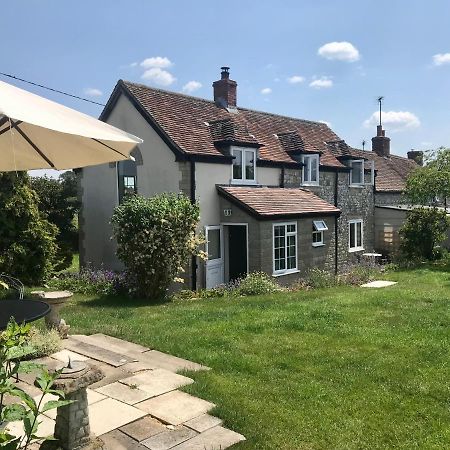 Charming Modernized Country Cottage Near Mere, Wiltshire Mere  Esterno foto