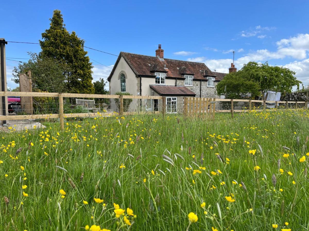 Charming Modernized Country Cottage Near Mere, Wiltshire Mere  Esterno foto