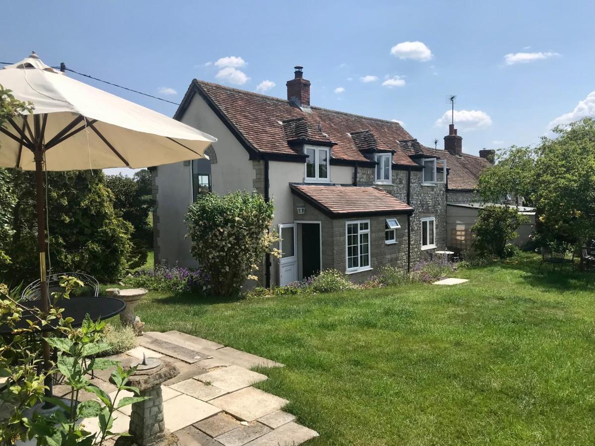 Charming Modernized Country Cottage Near Mere, Wiltshire Mere  Esterno foto